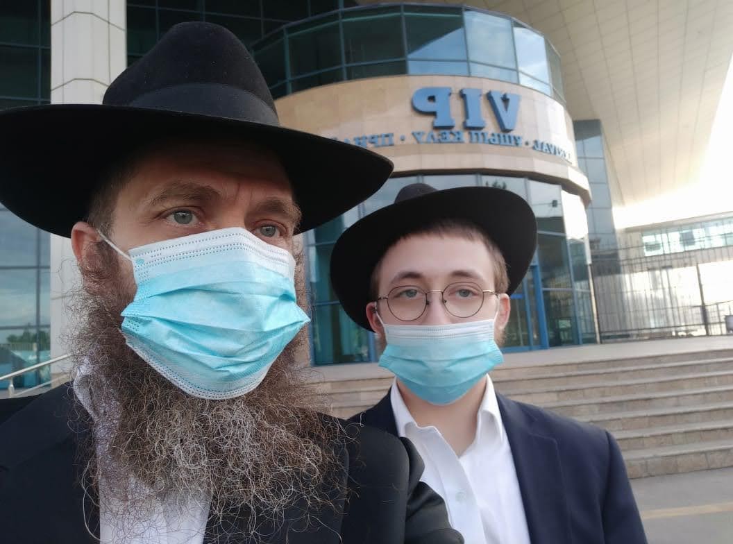 מוצי אסירים ופודה ענווים